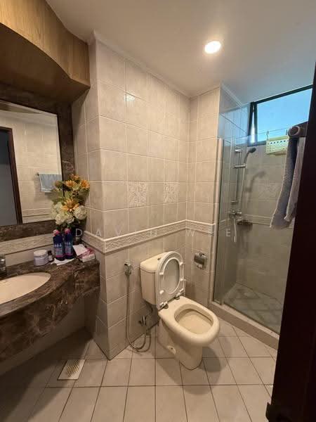Signature Park, 46 Toh Tuck Road, Clementi Park / Upper Bukit Timah, 3 Bedrooms, 1,421 sqft, Condominium For Rent, by David Wee, 500290584 - Bathroom - PropertyGuru.com.sg
