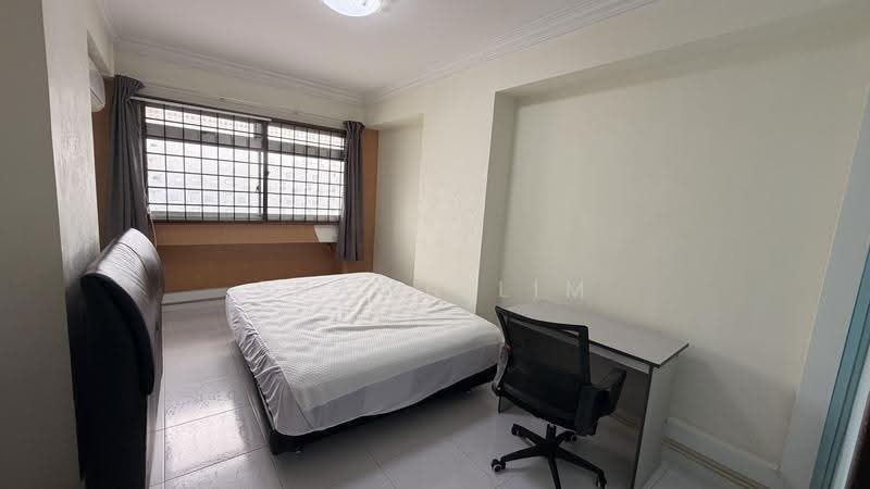 819 Jurong West Street 81, 819 Jurong West Street 81, Boon Lay / Jurong / Tuas, 4 Bedrooms, 1,367 sqft, HDB Flat For Rent, by Shawn Lim, 500290590 - Bedroom - PropertyGuru.com.sg