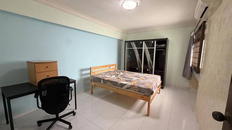 819 Jurong West Street 81, 819 Jurong West Street 81, Boon Lay / Jurong / Tuas, 4 Bedrooms, 1,367 sqft, HDB Flat For Rent, by Shawn Lim, 500290590 - Bedroom - PropertyGuru.com.sg
