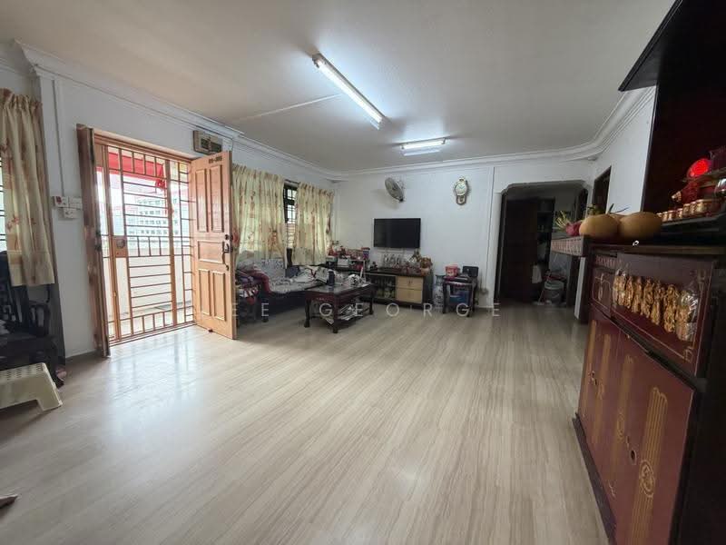 755 Woodlands Avenue 4, 755 Woodlands Avenue 4, Admiralty / Woodlands, 3 Bedrooms, 1,097 sqft, HDB Flat For Sale, by Lee George, 500290593 - Living Room - PropertyGuru.com.sg