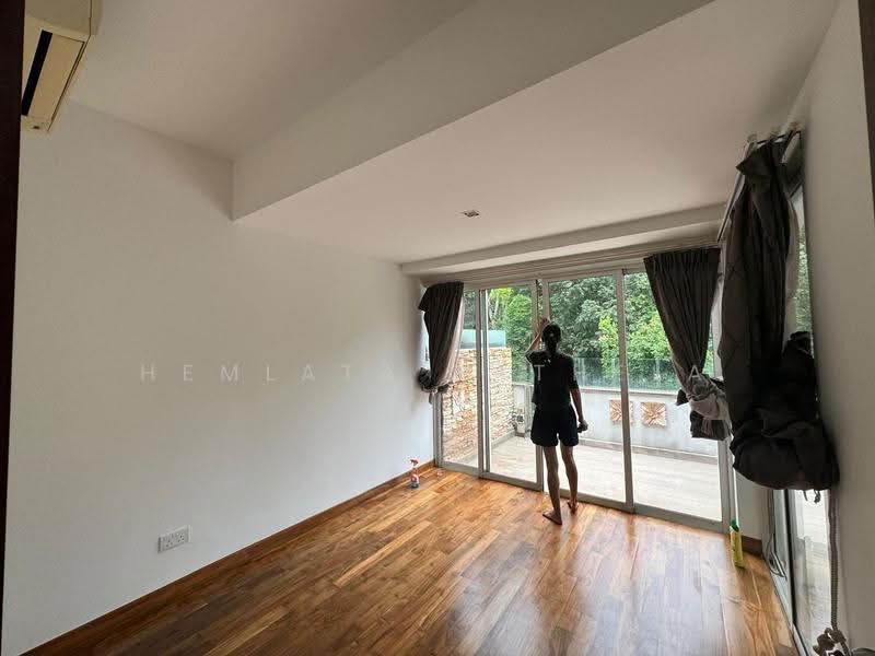 The Greenwood, 205 Greenwood Avenue, Newton / Novena, 5 Bedrooms, 3,025 sqft, Terraced House For Sale, by Hemlata Pathela, 500290595 - Living Room - PropertyGuru.com.sg