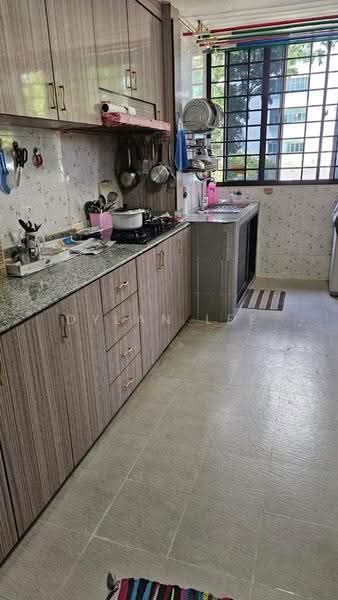 18 Eunos Crescent, 18 Eunos Crescent, Eunos / Geylang / Paya Lebar, 2 Bedrooms, 635 sqft, HDB Flat For Sale, by Dylan Lee, 500290601 - Kitchen - PropertyGuru.com.sg
