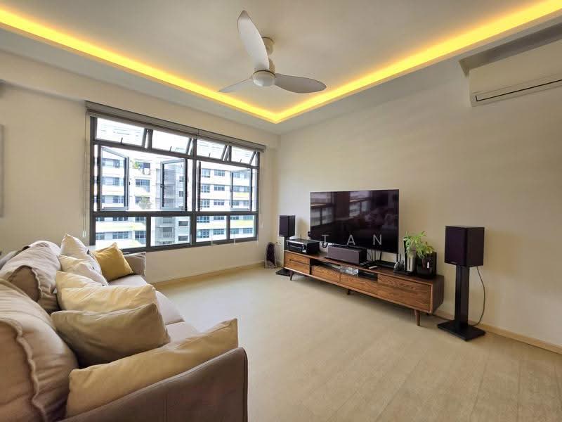 624A Tampines Avenue 12, 624A Tampines Avenue 12, Pasir Ris / Tampines, 3 Bedrooms, 1,216 sqft, HDB Flat For Sale, by Millie Tan, 500290602 - Living Room - PropertyGuru.com.sg