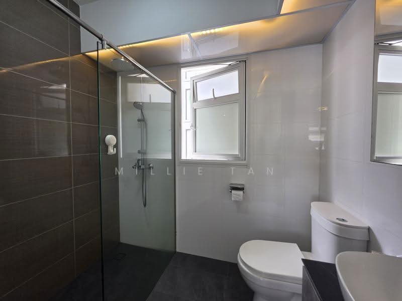 624A Tampines Avenue 12, 624A Tampines Avenue 12, Pasir Ris / Tampines, 3 Bedrooms, 1,216 sqft, HDB Flat For Sale, by Millie Tan, 500290602 - Bathroom - PropertyGuru.com.sg