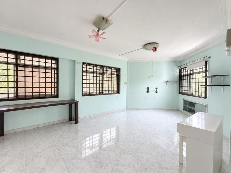 601 Woodlands Drive 42, 601 Woodlands Drive 42, Admiralty / Woodlands, 3 Bedrooms, 980 sqft, HDB Flat For Sale, by Xin Yi Lai, 500290611 - Living Room - PropertyGuru.com.sg