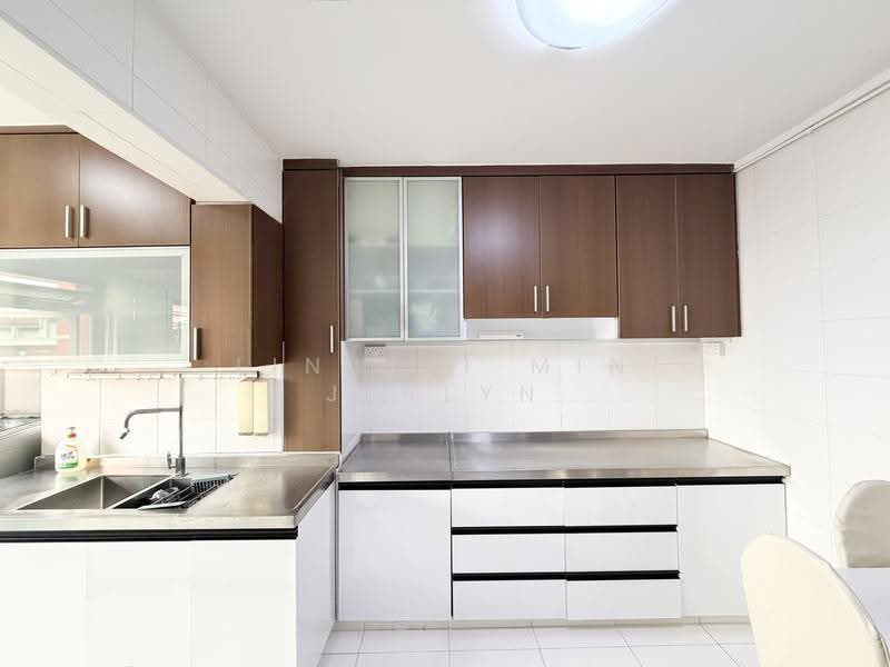 448 Bright Hill Drive, 448 Bright Hill Drive, Ang Mo Kio / Bishan / Thomson, 3 Bedrooms, 1,172 sqft, HDB Flat For Rent, by Lin Hui Min Jerlyn, 500290620 - Kitchen - PropertyGuru.com.sg