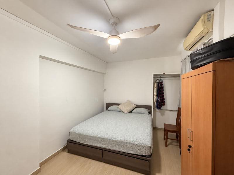 314 Hougang Avenue 5, 314 Hougang Avenue 5, Hougang / Punggol / Sengkang, 3 Bedrooms, 1,001 sqft, HDB Flat For Sale, by Liang Xhin, 500290634 - Bedroom - PropertyGuru.com.sg