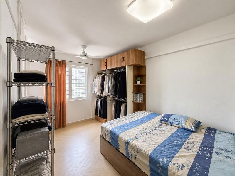 314 Hougang Avenue 5, 314 Hougang Avenue 5, Hougang / Punggol / Sengkang, 3 Bedrooms, 1,001 sqft, HDB Flat For Sale, by Liang Xhin, 500290634 - Bedroom - PropertyGuru.com.sg