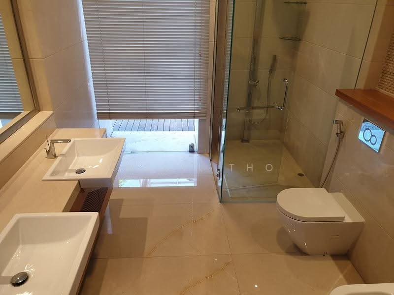 Sentosa Cove Bungalow, Ocean Drive, Harbourfront / Telok Blangah, 7 Bedrooms, 11,200 sqft, Detached House For Sale, by Cheryl Tho, 500290641 - Bathroom - PropertyGuru.com.sg