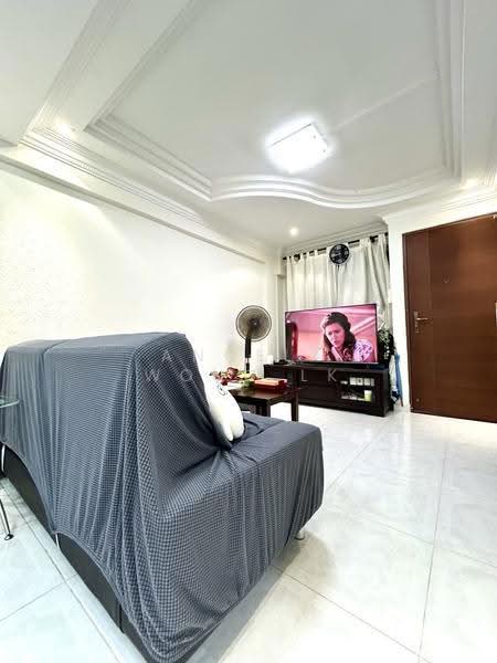 556 Ang Mo Kio Avenue 10, 556 Ang Mo Kio Avenue 10, Ang Mo Kio / Bishan / Thomson, 2 Bedrooms, 731 sqft, HDB Flat For Sale, by Angela Wong LK, 500290665 - Living Room - PropertyGuru.com.sg