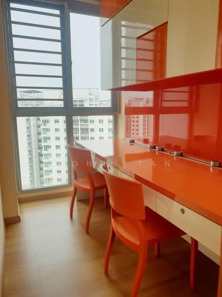 Prive, 37 Punggol Field, Hougang / Punggol / Sengkang, 2 Bedrooms, 883 sqft, Condominium For Sale, by Yvonne Tan, 500290676 - Study - PropertyGuru.com.sg