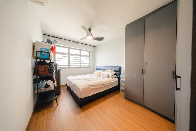 619A Tampines Street 61, 619A Tampines Street 61, Pasir Ris / Tampines, 3 Bedrooms, 1,001 sqft, HDB Flat For Sale, by Luqman Hakim, 500290682 - Bedroom - PropertyGuru.com.sg