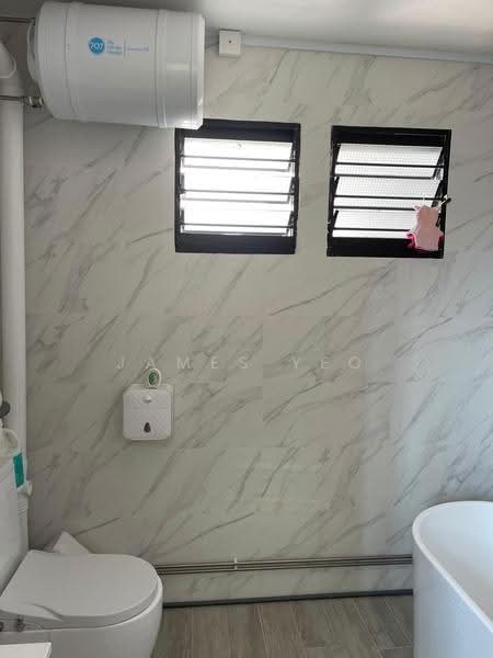 417 Tampines Street 41, 417 Tampines Street 41, Pasir Ris / Tampines, 2 Bedrooms, 646 sqft, HDB Flat For Sale, by James Yeo, 500290684 - Bathroom - PropertyGuru.com.sg