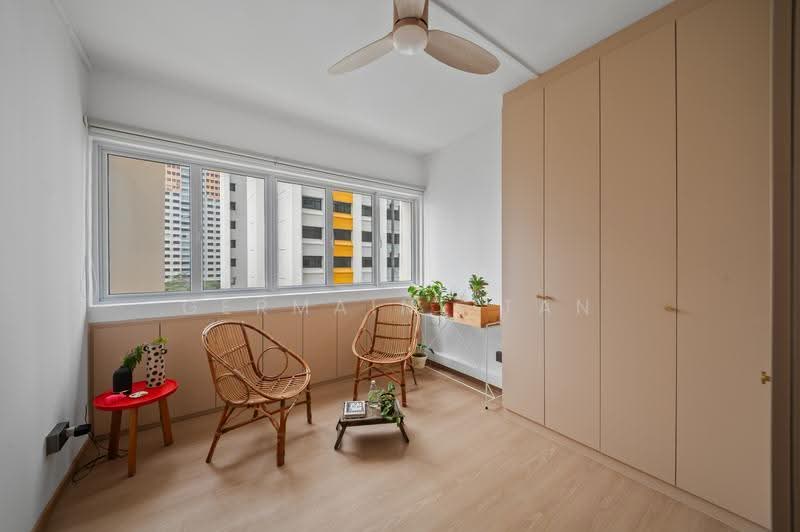 154 Gangsa Road, 154 Gangsa Road, Dairy Farm / Bukit Panjang / Choa Chu Kang, 3 Bedrooms, 1,302 sqft, HDB Flat For Sale, by Germaine Tan, 500290686 - Living Room - PropertyGuru.com.sg