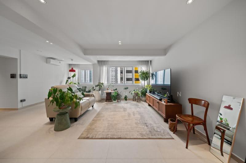 154 Gangsa Road, 154 Gangsa Road, Dairy Farm / Bukit Panjang / Choa Chu Kang, 3 Bedrooms, 1,302 sqft, HDB Flat For Sale, by Germaine Tan, 500290686 - Living Room - PropertyGuru.com.sg
