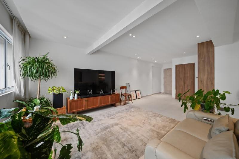 154 Gangsa Road, 154 Gangsa Road, Dairy Farm / Bukit Panjang / Choa Chu Kang, 3 Bedrooms, 1,302 sqft, HDB Flat For Sale, by Germaine Tan, 500290686 - Living Room - PropertyGuru.com.sg