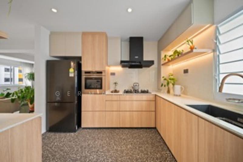 154 Gangsa Road, 154 Gangsa Road, Dairy Farm / Bukit Panjang / Choa Chu Kang, 3 Bedrooms, 1,302 sqft, HDB Flat For Sale, by Germaine Tan, 500290686 - Kitchen - PropertyGuru.com.sg