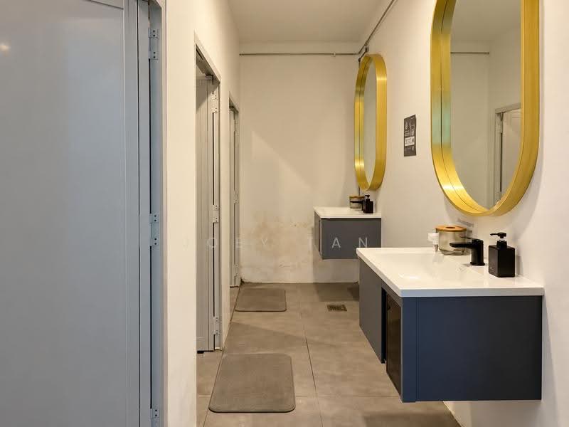 Lavender Street, Farrer Park / Serangoon Rd, 1,302 sqft, Shop / Shophouse For Rent, by Joey Tan, 500290687 - Bathroom - CommercialGuru.com.sg