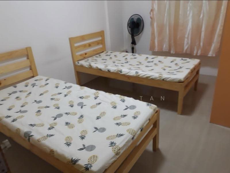 706 Yishun Avenue 5, 706 Yishun Avenue 5, Sembawang / Yishun, Room Rental, 200 sqft, HDB Flat For Rent, by Clement Tan, 500290693 - PropertyGuru.com.sg