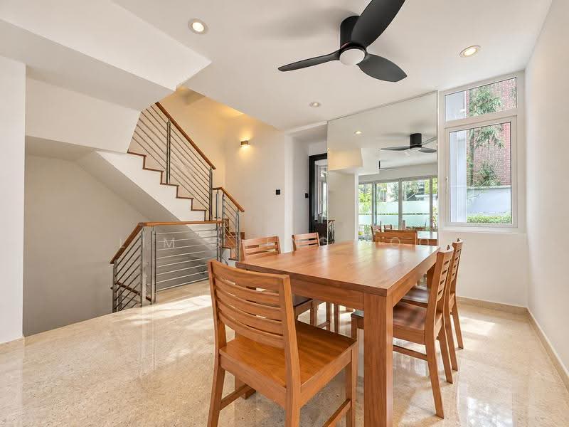 Palm Grove Regency, 12C Palm Grove Avenue, Hougang / Punggol / Sengkang, 5 Bedrooms, 2,863 sqft, Cluster House For Sale, by Lim Sheng Loo, 500290706 - Dining Room - PropertyGuru.com.sg