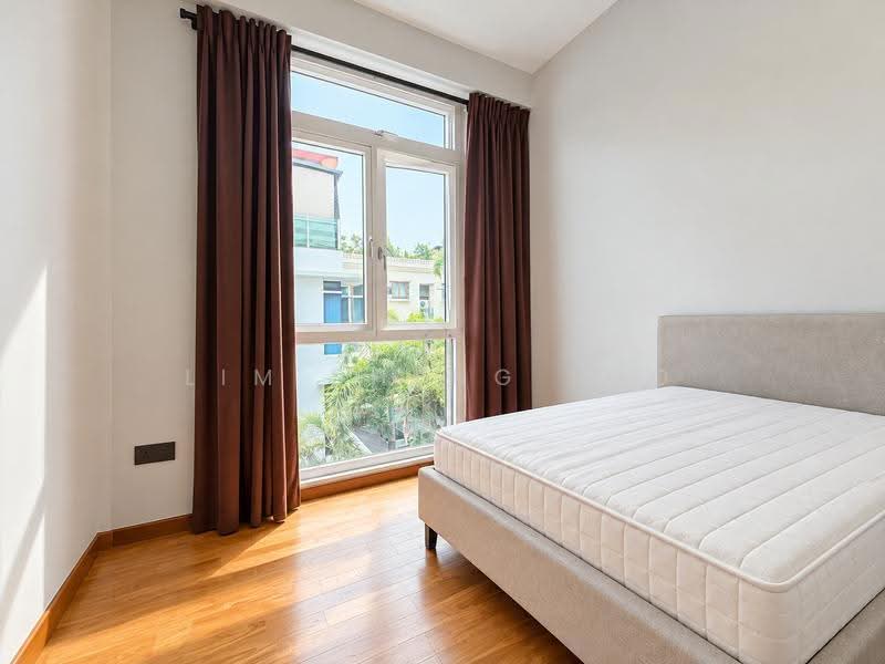 Palm Grove Regency, 12C Palm Grove Avenue, Hougang / Punggol / Sengkang, 5 Bedrooms, 2,863 sqft, Cluster House For Sale, by Lim Sheng Loo, 500290706 - Bedroom - PropertyGuru.com.sg