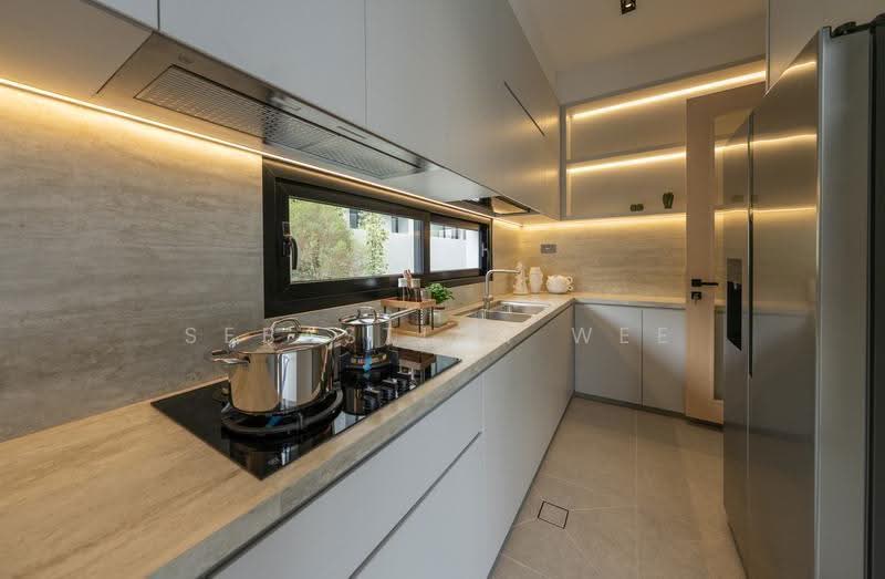 26A Siglap Road, Siglap Road, East Coast / Marine Parade, 5 Bedrooms, 9,280 sqft, Detached House For Sale, by Sebastian Wee, 500290714 - Kitchen - PropertyGuru.com.sg