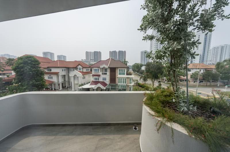 26A Siglap Road, Siglap Road, East Coast / Marine Parade, 5 Bedrooms, 9,280 sqft, Detached House For Sale, by Sebastian Wee, 500290714 - Common Bedroom 3 Balcony - PropertyGuru.com.sg
