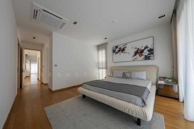 26A Siglap Road, Siglap Road, East Coast / Marine Parade, 5 Bedrooms, 9,280 sqft, Detached House For Sale, by Sebastian Wee, 500290714 - Master Bedroom - PropertyGuru.com.sg