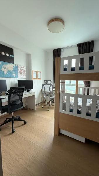 Guilin View, 26 Bukit Batok Street 52, Dairy Farm / Bukit Panjang / Choa Chu Kang, 3 Bedrooms, 1,281 sqft, Condominium For Sale, by Eugene Lim, 500290716 - Study - PropertyGuru.com.sg
