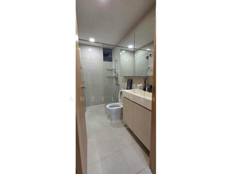 Walk to Tampines MRT! Common Room for Lease!, Pasir Ris / Tampines, Room Rental, 100 sqft, Condominium For Rent, by Ansel Tan, 500290747 - Bathroom - PropertyGuru.com.sg