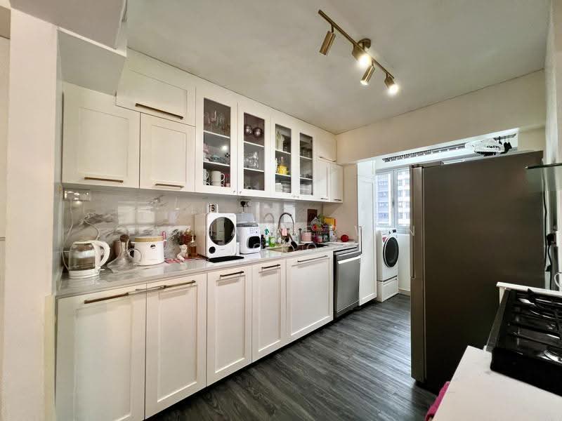 405A Northshore Drive, 405A Northshore Drive, Hougang / Punggol / Sengkang, 3 Bedrooms, 1,011 sqft, HDB Flat For Sale, by Farhan Erwin Joko, 500290748 - Kitchen - PropertyGuru.com.sg