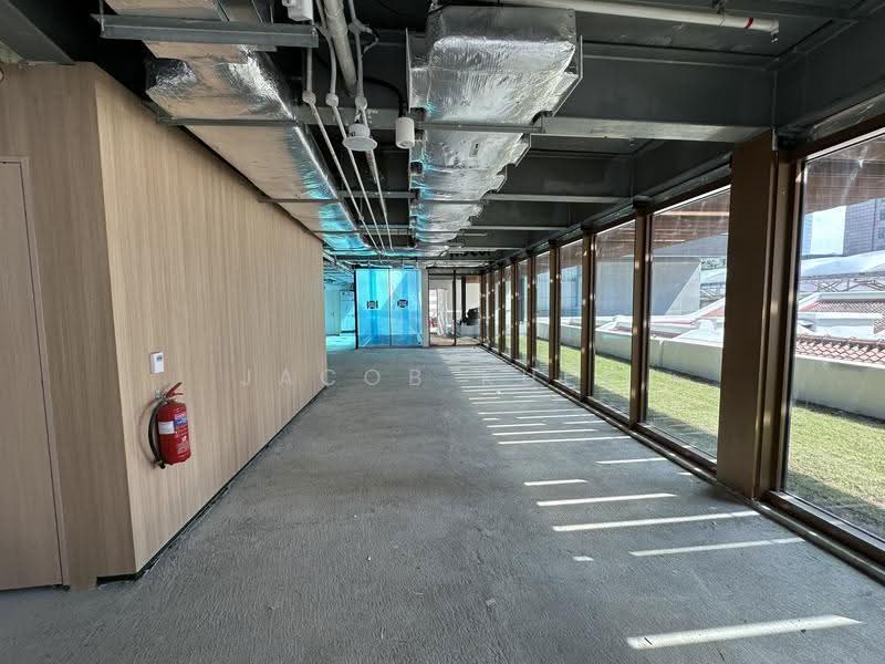 China Court, 20 Cross Street, Boat Quay / Raffles Place / Marina, 4,182 sqft, Other Retail For Rent, by Jacob Kuek, 500290749 - Corridor - CommercialGuru.com.sg