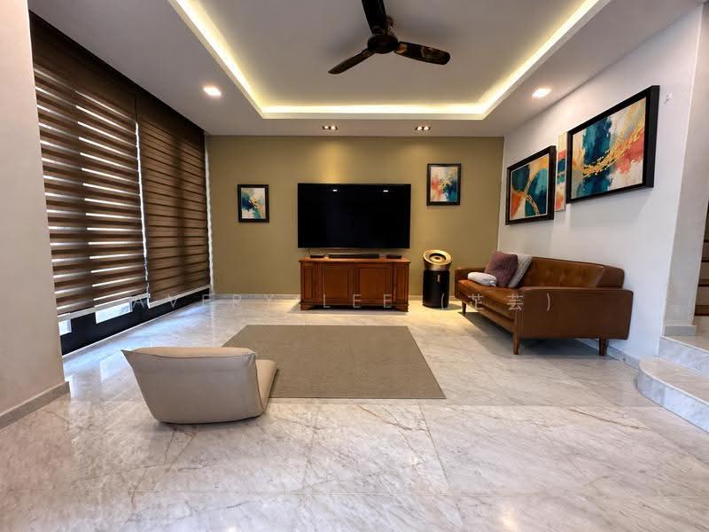 Renovated terrace Kovan Hougang Serangoon mrt, Kovan MRT D19, Hougang / Punggol / Sengkang, 5 Bedrooms, 2,460 sqft, Terraced House For Sale, by Avery Lee (芷芸), 500290757 - PropertyGuru.com.sg