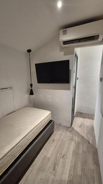 5-bedroom Unit near Little India MRT, Farrer Park / Serangoon Rd, 5 Bedrooms, 720 sqft, Shophouse For Rent, by Raymond Tay, 500290774 - PropertyGuru.com.sg