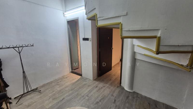 5-bedroom Unit near Little India MRT, Farrer Park / Serangoon Rd, 5 Bedrooms, 720 sqft, Shophouse For Rent, by Raymond Tay, 500290774 - PropertyGuru.com.sg