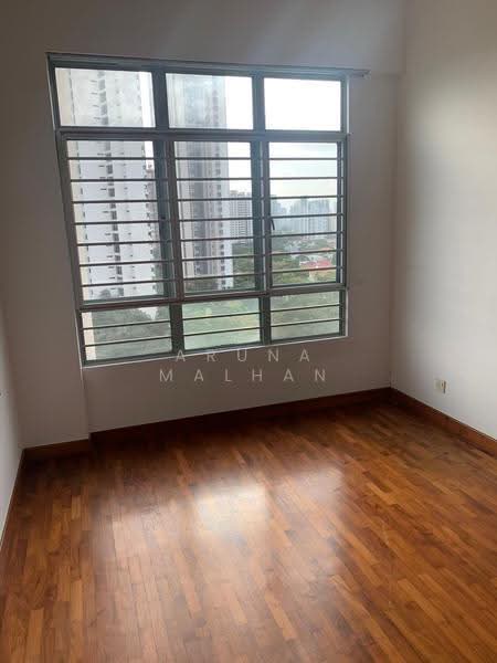 The Makena, 121 Meyer Road, East Coast / Marine Parade, 3 Bedrooms, 1,518 sqft, Condominium For Rent, by Aruna Malhan, 500290775 - View - PropertyGuru.com.sg