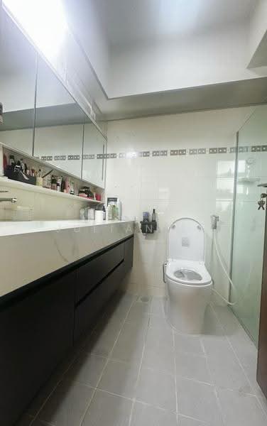 272D Sengkang Central, 272D Sengkang Central, Hougang / Punggol / Sengkang, 3 Bedrooms, 969 sqft, HDB Flat For Sale, by Julian Li, 500290777 - Bathroom - PropertyGuru.com.sg