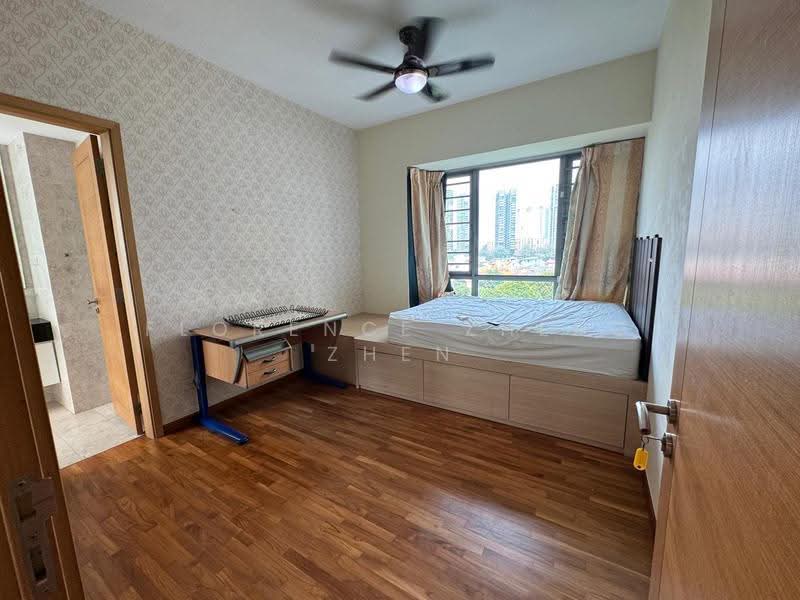 The Infiniti, 39G West Coast Park, Buona Vista / West Coast / Clementi New Town, 3 Bedrooms, 1,270 sqft, Condominium For Rent, by Florence Zheng Zhen, 500290784 - Bedroom - PropertyGuru.com.sg