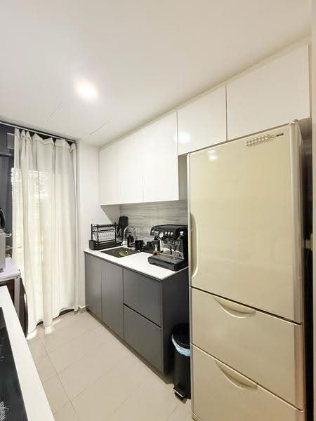 The Brownstone, 152 Canberra Drive, Sembawang / Yishun, 4 Bedrooms, 936 sqft, Condominium For Sale, by James Yeo, 500290787 - Kitchen - PropertyGuru.com.sg