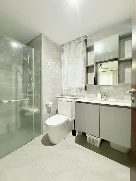 The Brownstone, 152 Canberra Drive, Sembawang / Yishun, 4 Bedrooms, 936 sqft, Condominium For Sale, by James Yeo, 500290787 - Bathroom - PropertyGuru.com.sg