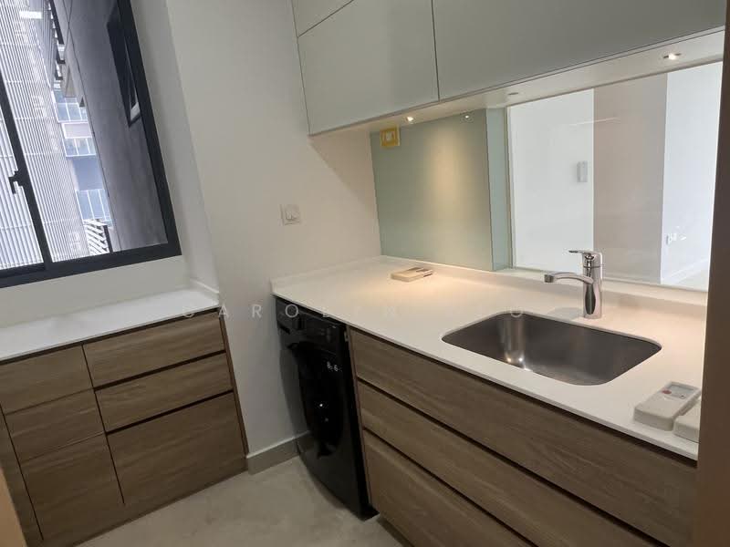 Alex Residences, 28 Alexandra View, Alexandra / Commonwealth, 3 Bedrooms, 904 sqft, Apartment For Sale, by Carolyn Teo, 500290799 - Kitchen - PropertyGuru.com.sg