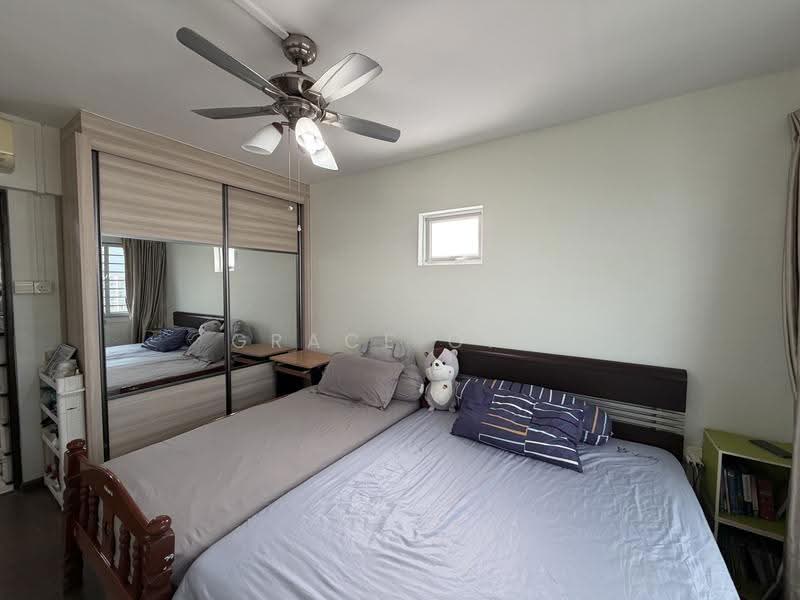 235 Choa Chu Kang Central, 235 Choa Chu Kang Central, Dairy Farm / Bukit Panjang / Choa Chu Kang, 3 Bedrooms, 1,561 sqft, HDB Flat For Sale, by Grace Ong, 500290800 - Bedroom - PropertyGuru.com.sg