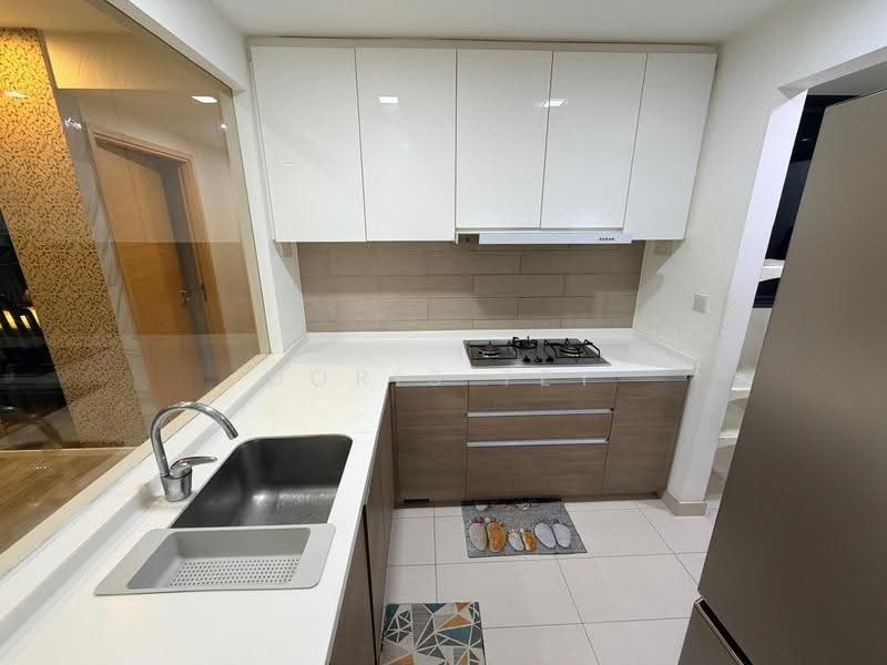 The Rainforest, 331 Choa Chu Kang Avenue 3, Dairy Farm / Bukit Panjang / Choa Chu Kang, 3 Bedrooms, 1,130 sqft, Executive Condominium For Sale, by Doris Tey, 500290802 - Kitchen - PropertyGuru.com.sg