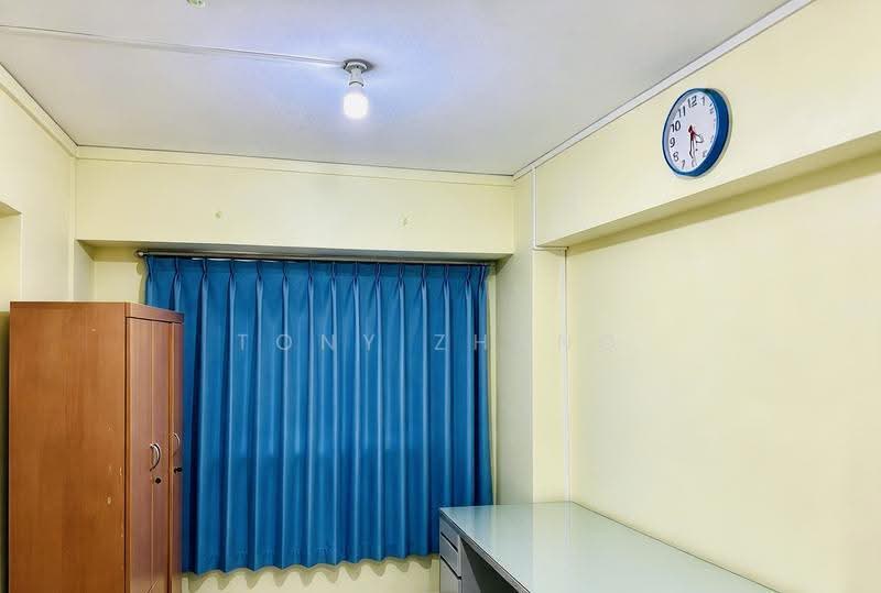320 Sembawang Close, 320 Sembawang Close, Sembawang / Yishun, 3 Bedrooms, 1,302 sqft, HDB Flat For Sale, by Tony Zhang, 500290803 - Study - PropertyGuru.com.sg