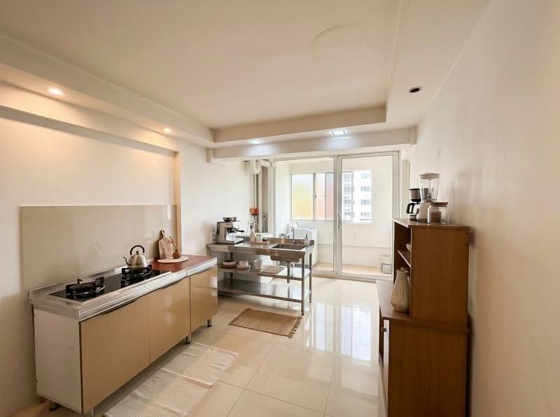 220 Lorong 8 Toa Payoh, 220 Lorong 8 Toa Payoh, Balestier / Toa Payoh, 3 Bedrooms, 882 sqft, HDB Flat For Rent, by Rell Cai, 500290826 - Kitchen - PropertyGuru.com.sg