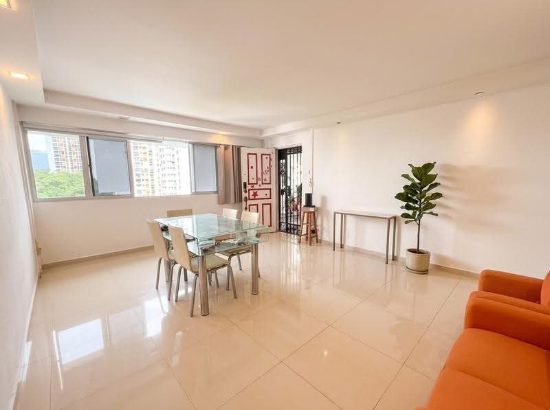 220 Lorong 8 Toa Payoh, 220 Lorong 8 Toa Payoh, Balestier / Toa Payoh, 3 Bedrooms, 882 sqft, HDB Flat For Rent, by Rell Cai, 500290826 - Dining Room - PropertyGuru.com.sg