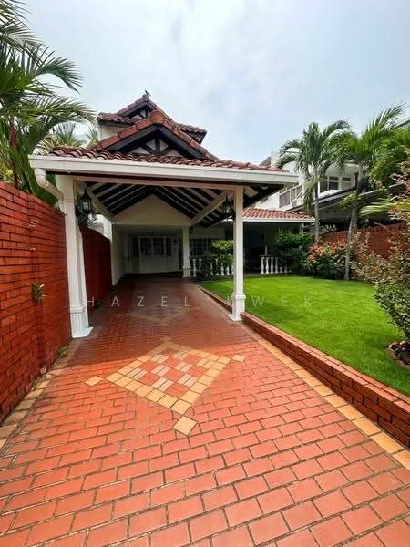 546726, Poh Huat Road, Hougang / Punggol / Sengkang, 4 Bedrooms, 2,500 sqft, Semi-Detached House For Sale, by Hazel Kwek, 500290830 - Exterior - PropertyGuru.com.sg