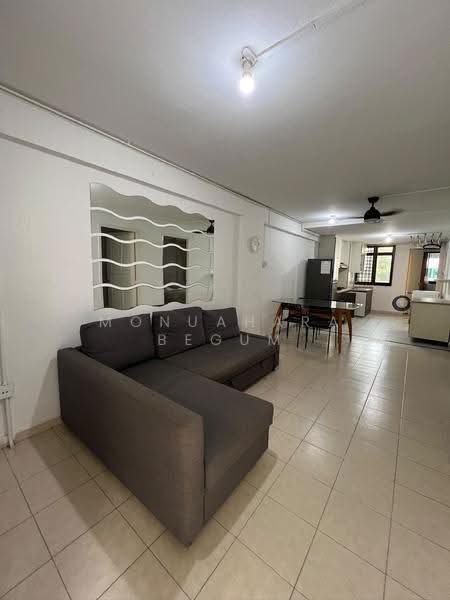 20 Eunos Crescent, 20 Eunos Crescent, Eunos / Geylang / Paya Lebar, 2 Bedrooms, 800 sqft, HDB Flat For Rent, by Monuahara Begum, 500290835 - Living Room - PropertyGuru.com.sg