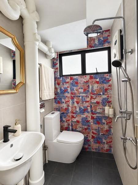 704 Bedok Reservoir Road, 704 Bedok Reservoir Road, Bedok / Upper East Coast, 2 Bedrooms, 732 sqft, HDB Flat For Sale, by Torance Paul, 500290849 - Common Bathroom - PropertyGuru.com.sg