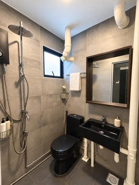 704 Bedok Reservoir Road, 704 Bedok Reservoir Road, Bedok / Upper East Coast, 2 Bedrooms, 732 sqft, HDB Flat For Sale, by Torance Paul, 500290849 - Master Bathroom - PropertyGuru.com.sg
